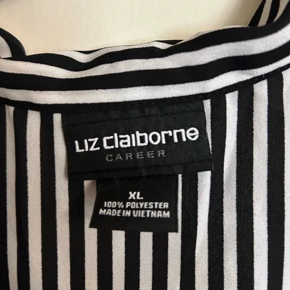 Liz Claiborne Black and White Striped Sleeveless Blouse - XL - Picture 3 of 3
